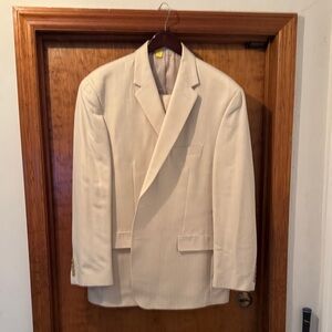 Chaps by Ralph Lauren men’s suit cream color 48R